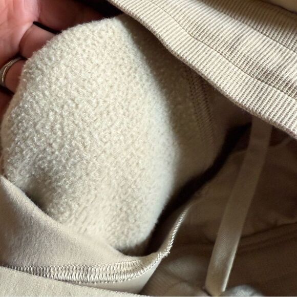 Lululemon High Rise Scuba Joggers 
Trench - Picture 10 of 12